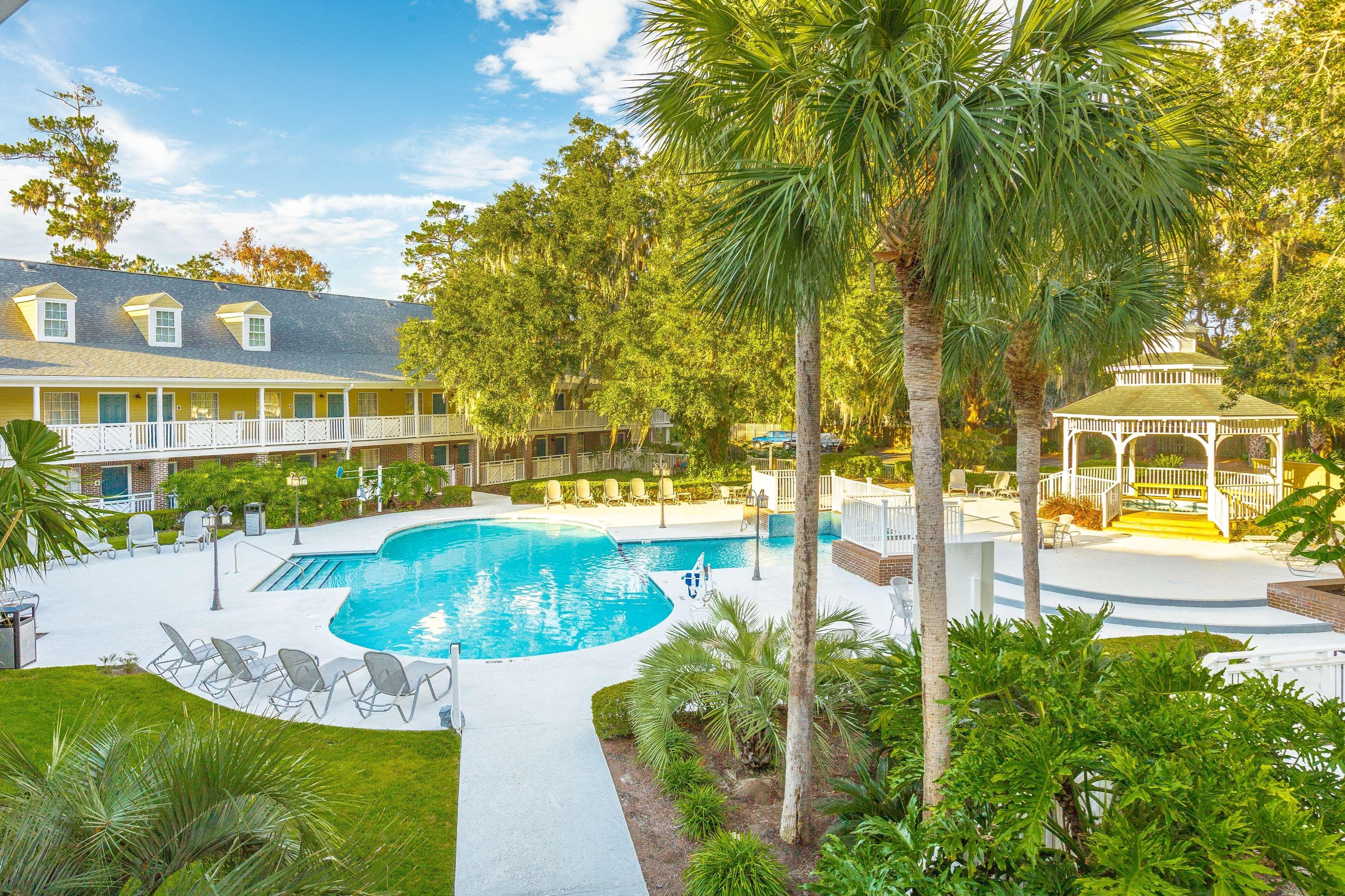 Best Western Plus St. Simons Hotel St. Simons Island Buitenkant foto